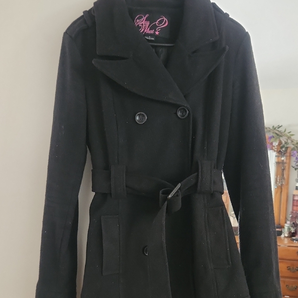 Black Double-Breasted Trench Coat with Wide Lapel and Matching Belt